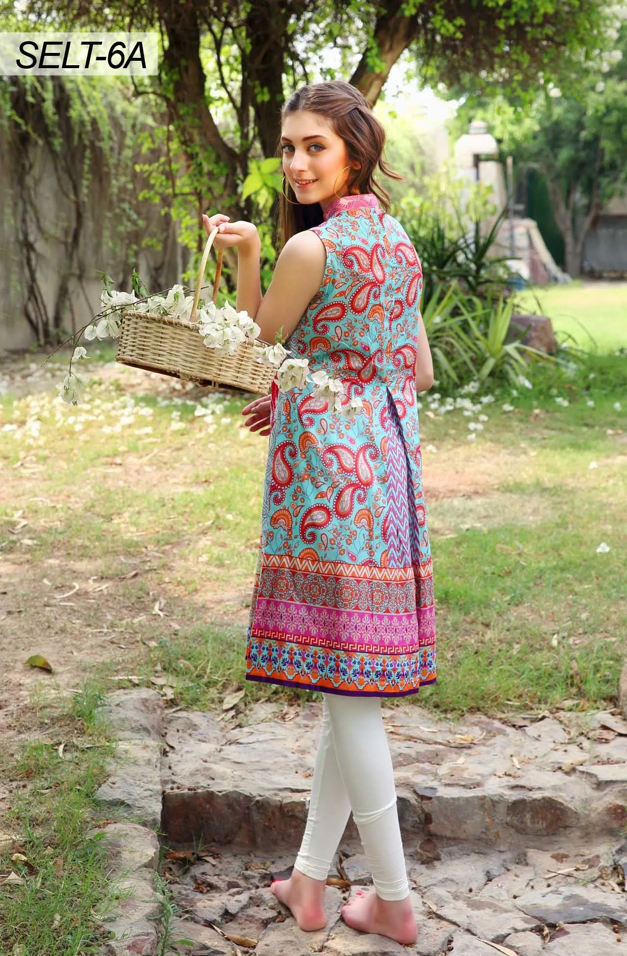 Sifona Embroidered Lawn Tunics '16 – 6A