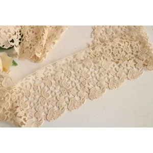 Vintage 1930s 1940s Ivory Lace Trim, 1 Yard 9" Piece, 3.75" Wide