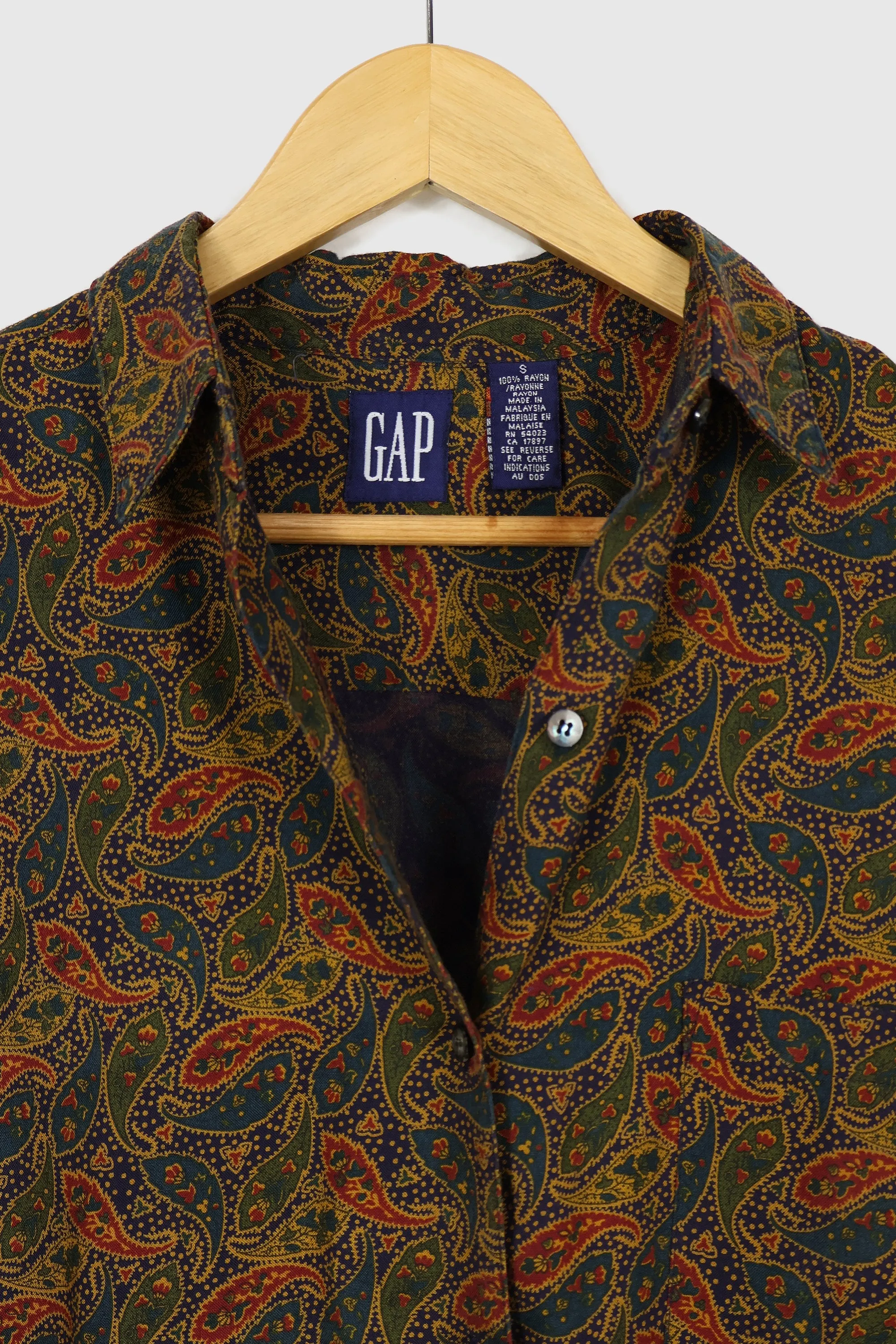 Vintage 90s GAP Paisley Patter Button-Down Shirt