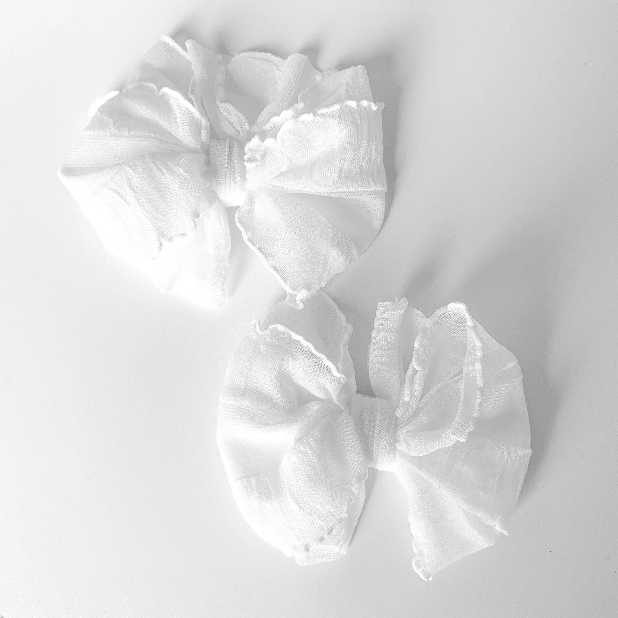 White Ruffle Clip